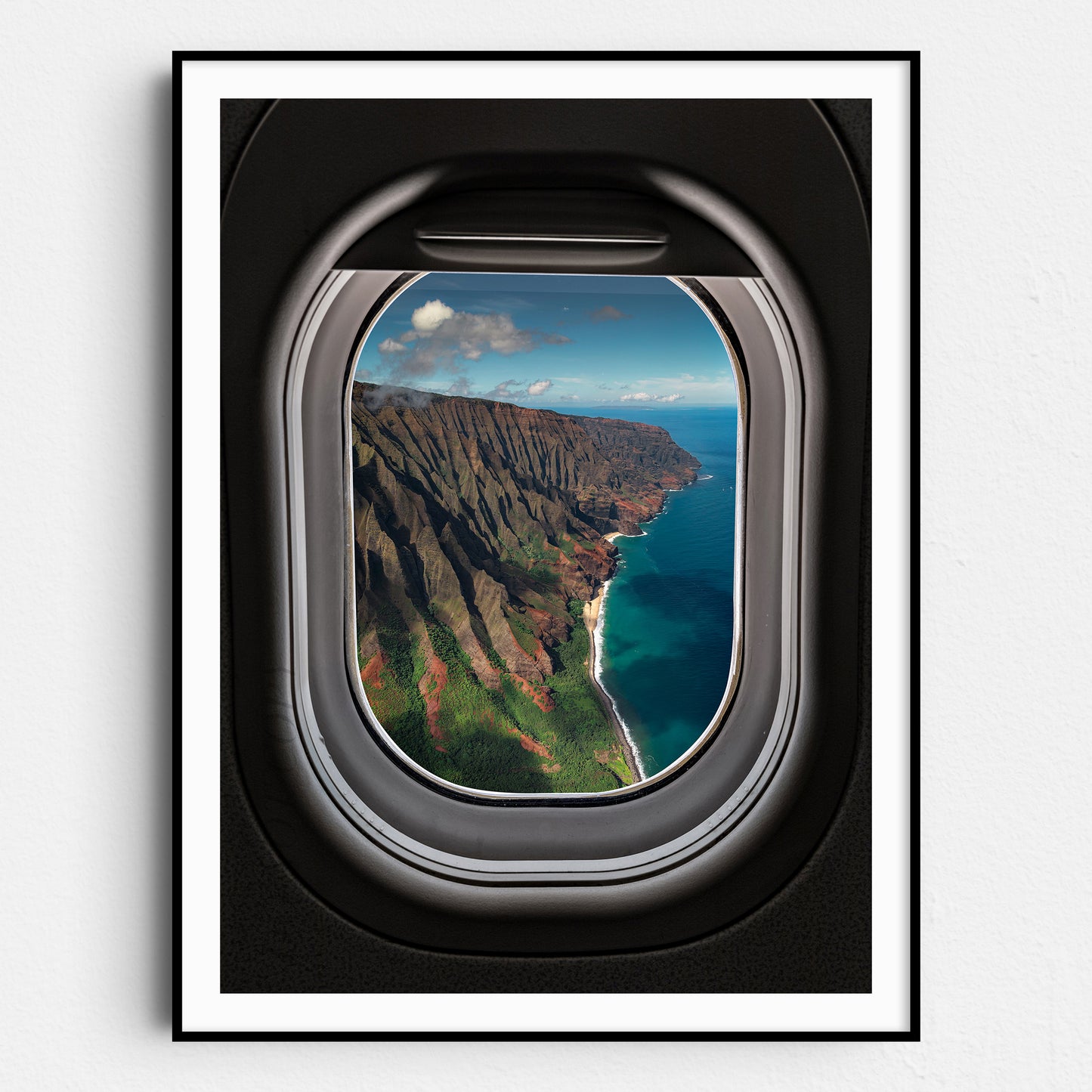 Flying Into Hawaii