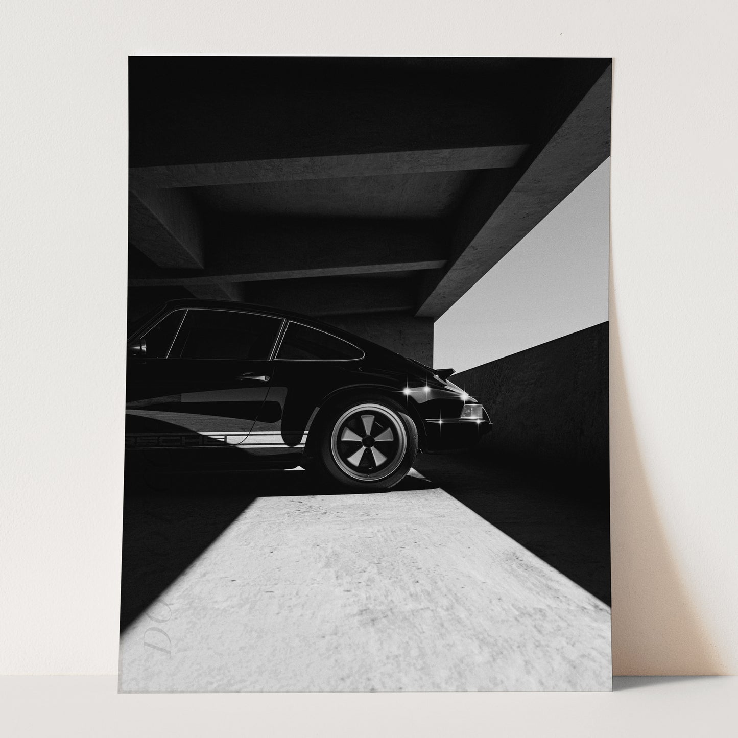 Vintage Porsche 911 in Black & White