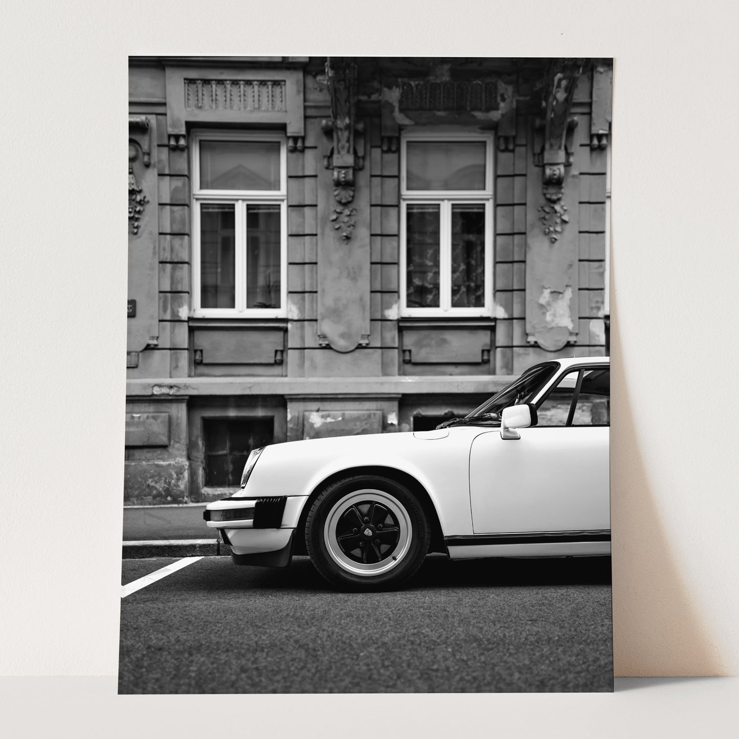 Old White Porsche 911