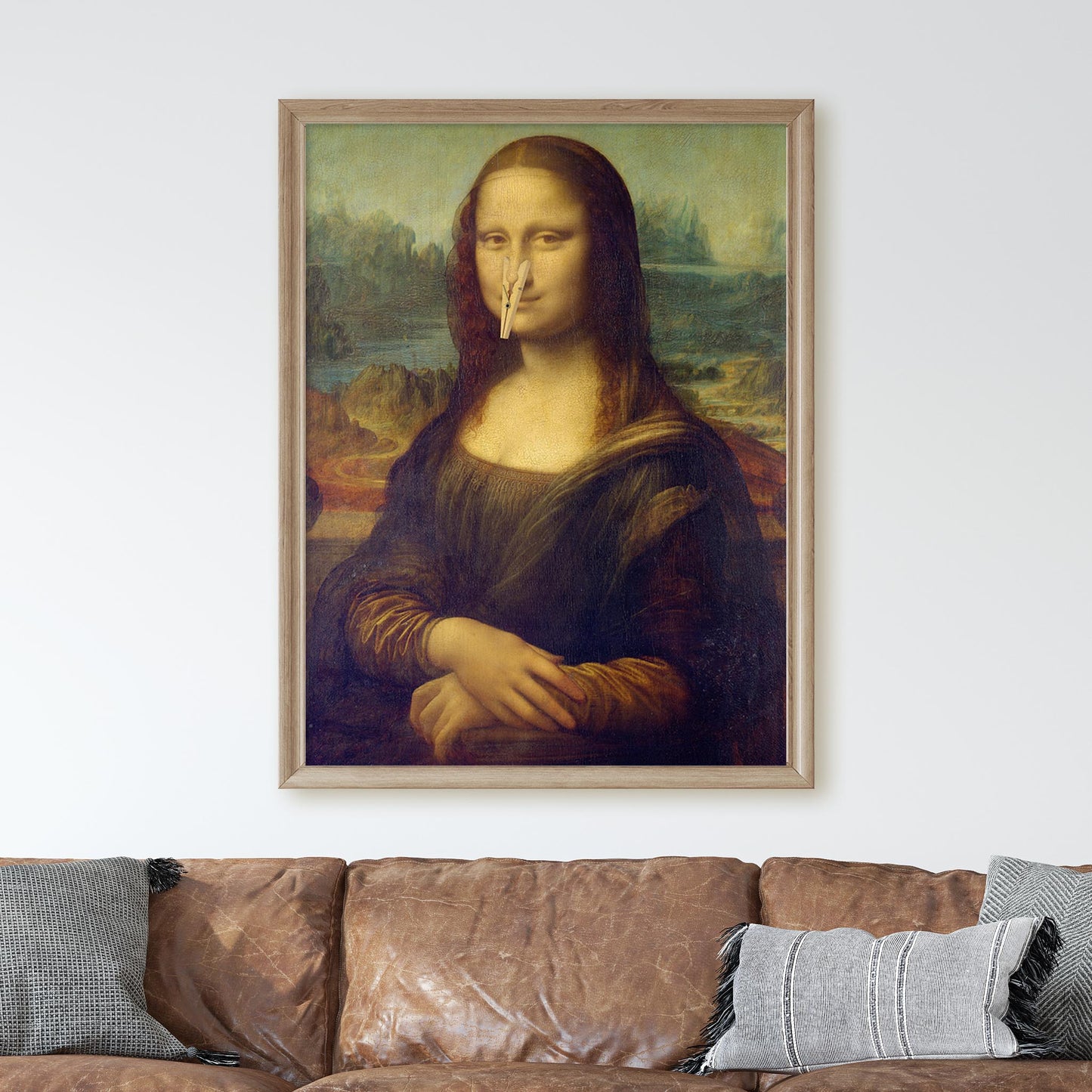 Mona Lisa Plugging Her Nose