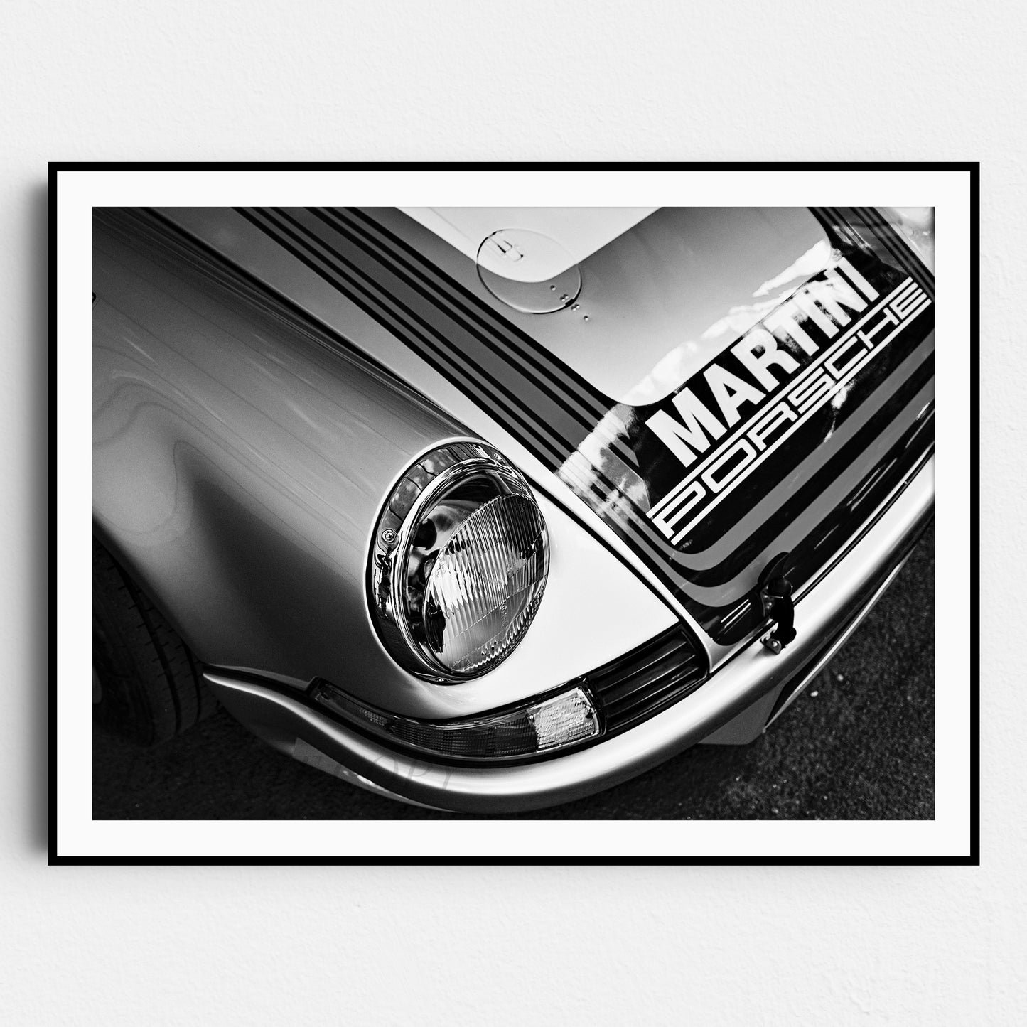 Racing Porsche Martini