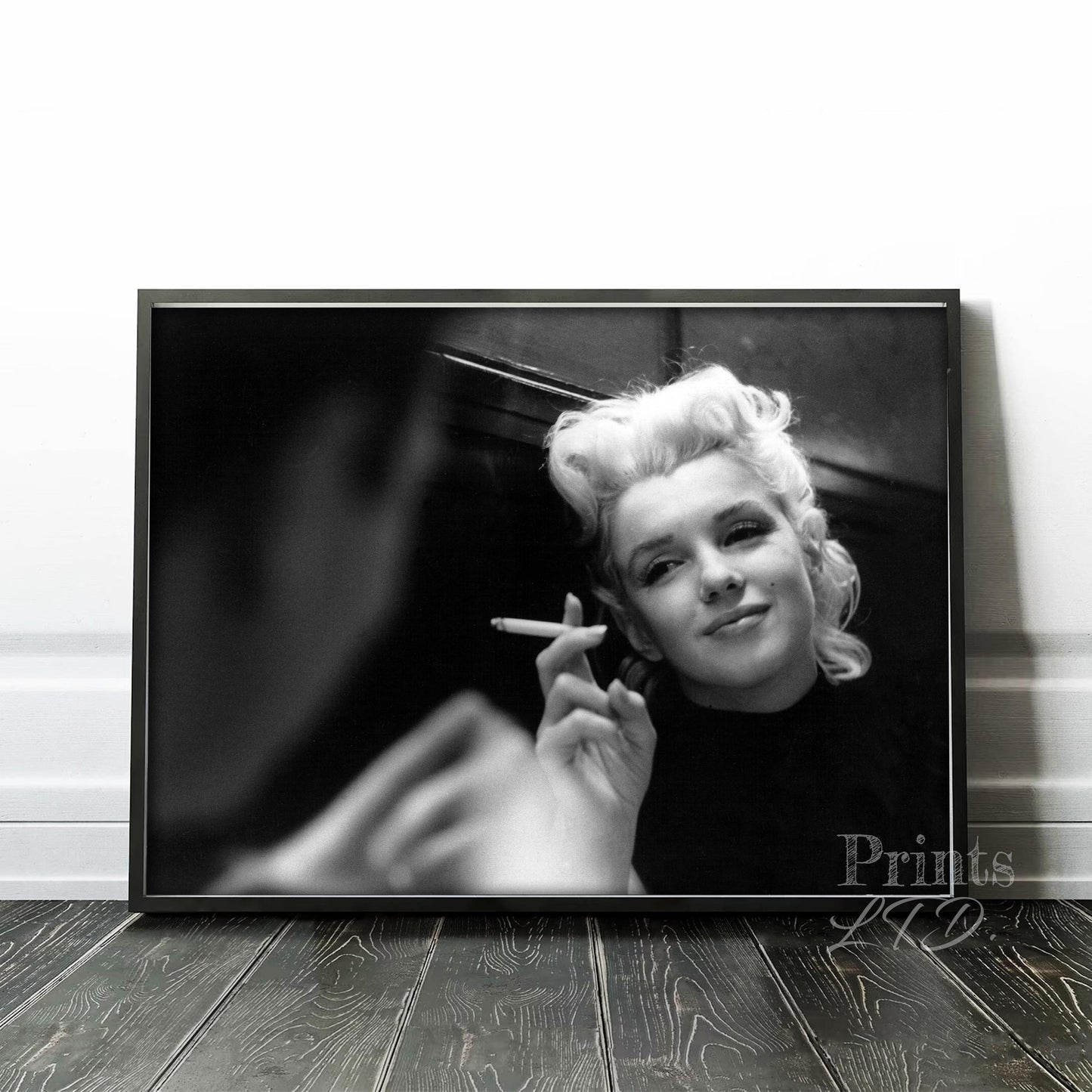Marilyn Monroe smoking a cigarette