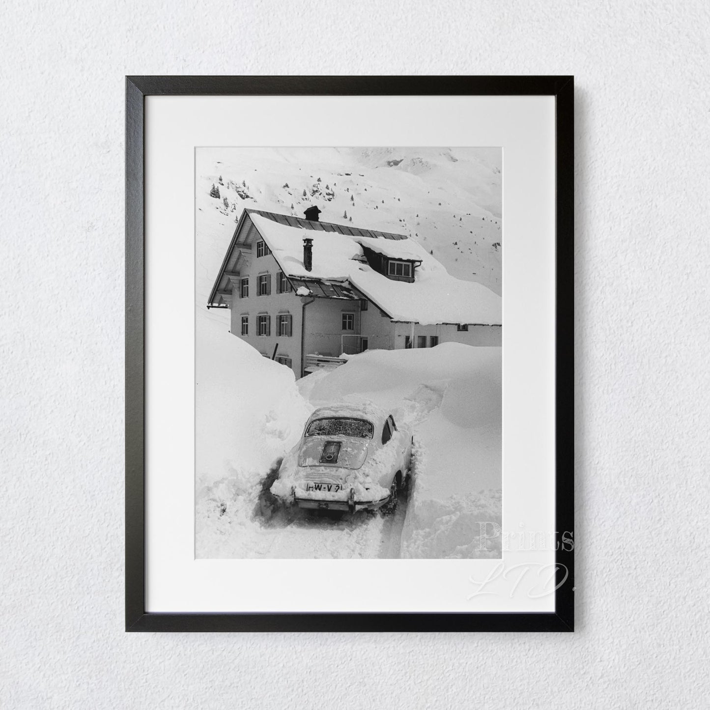Porsche 911 At Ski Chalet