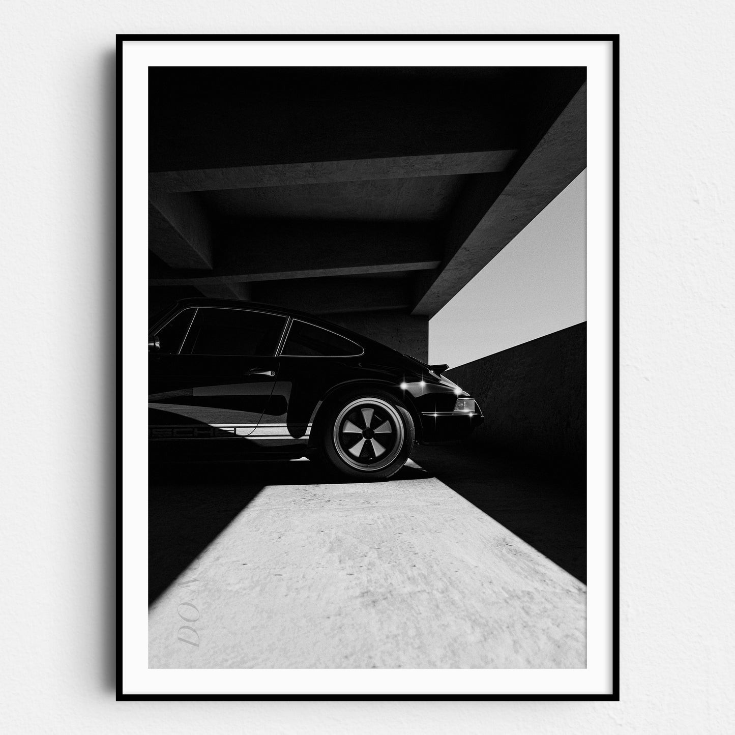 Vintage Porsche 911 in Black & White