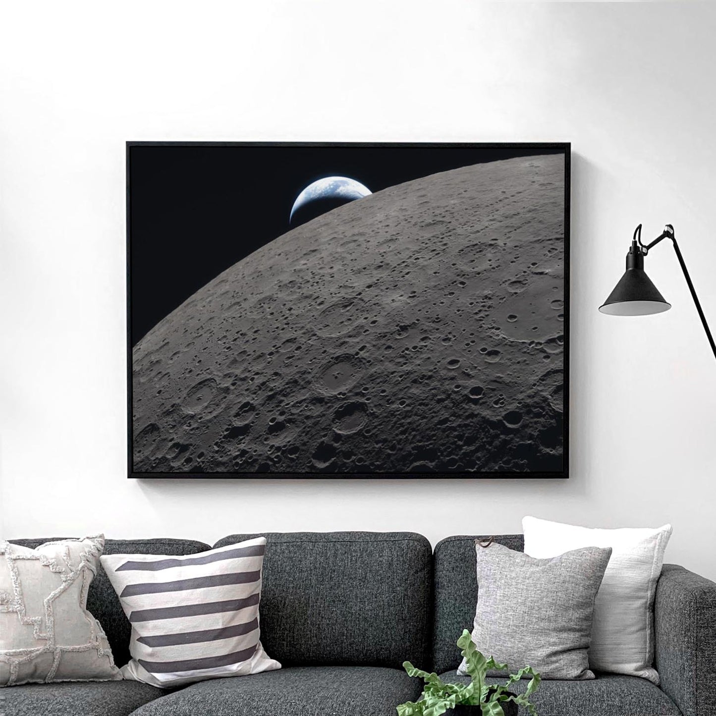 Artemis II - A Setting Earth (NASA Artemis 2 Mission)