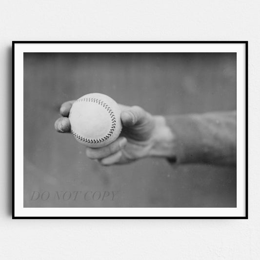 Proper Grip On A Baseball