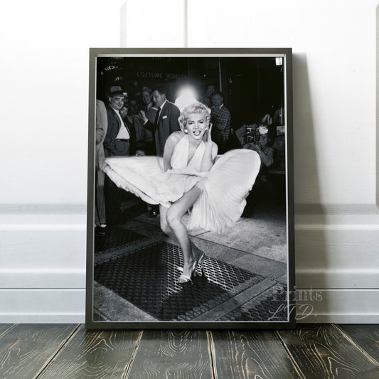 Marilyn Monroe The 7 Year Itch White Dress